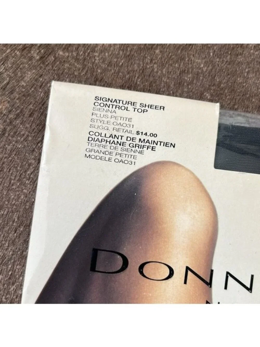 Donna Karan DKNY The Essentials Signature Sheer Control Top Tights Pantyhose